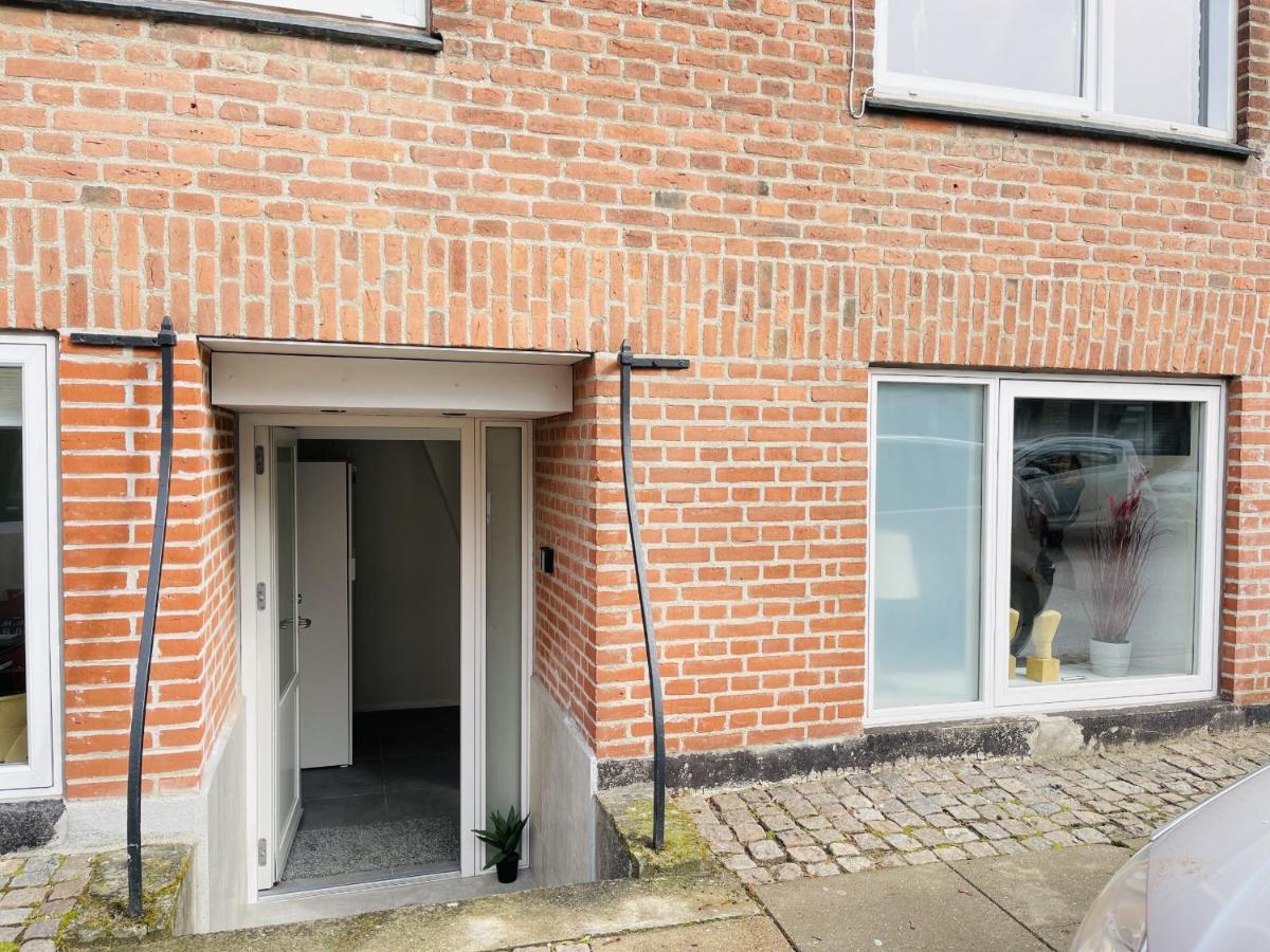 Aday - Charming Studio Close To The Football Stadium Aalborg Dış mekan fotoğraf